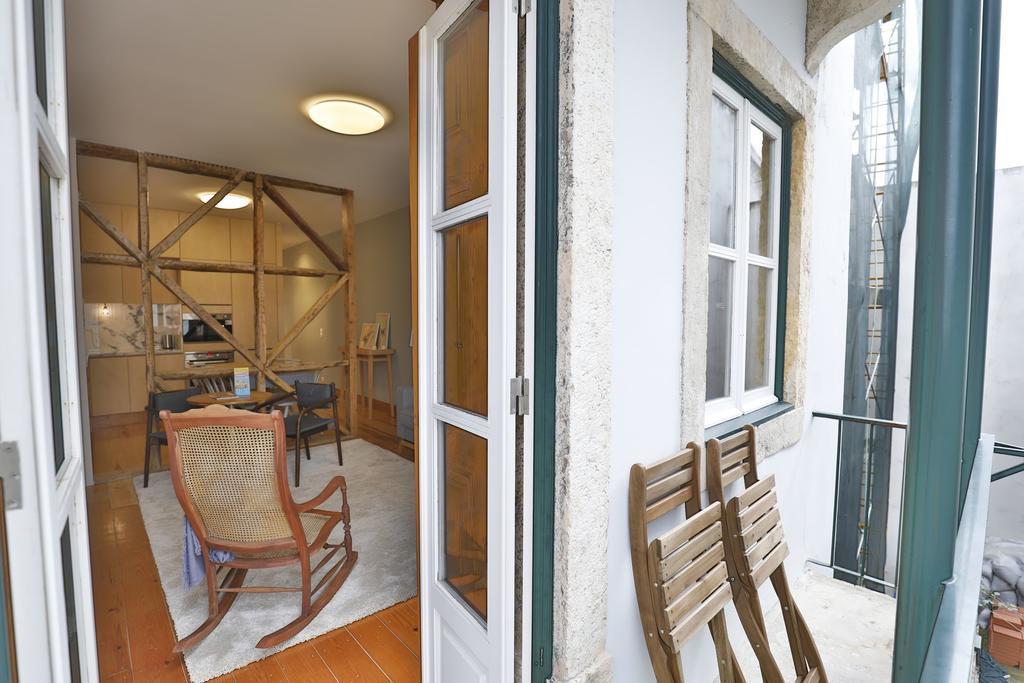 Rustic Flat At Lisbon's Heart