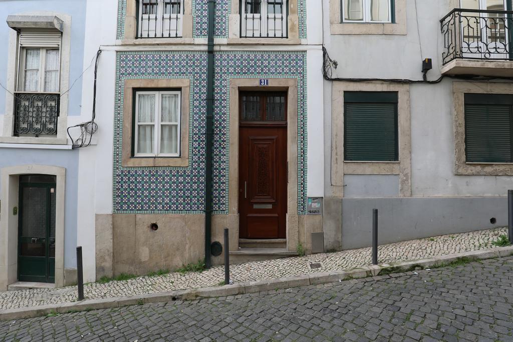 Rustic Flat At Lisbon's Heart *